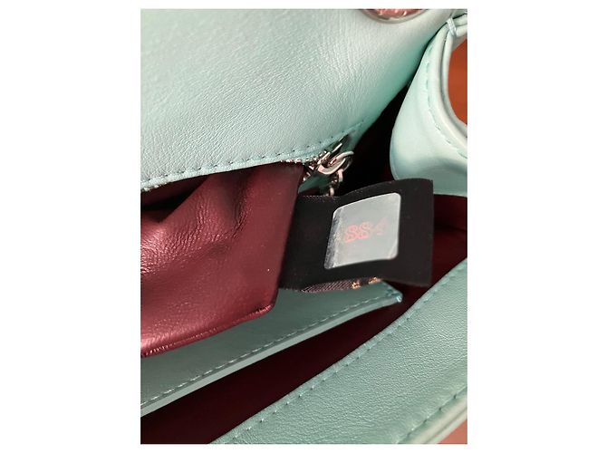 Borsa a mano Bulgari Cabochon in pelle di vitello blu - vista 12