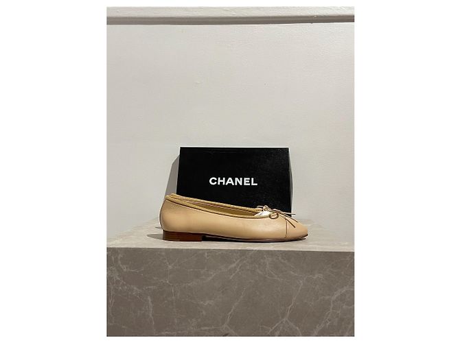 Timeless CHANEL Bailarinas T.EU 37 Cuero Beige - vista 7