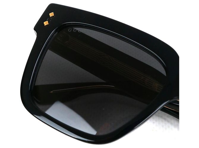 GUCCI - Occhiali da sole Gucci in plastica nera Nero - vista 3