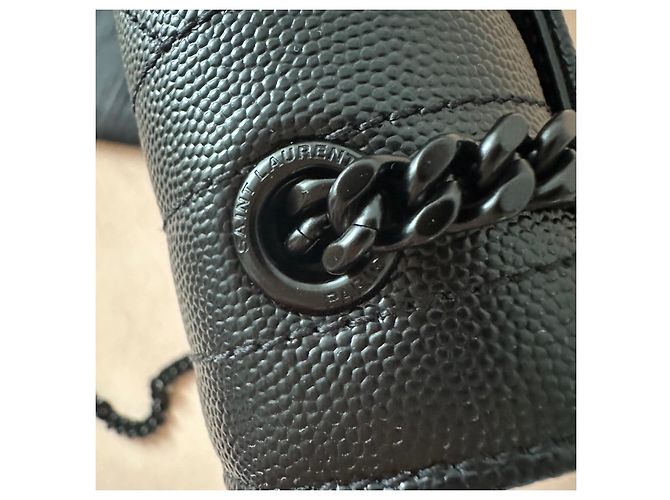Borsa Envelope Saint Laurent Nera in Pelle Caviar Nero - vista 11