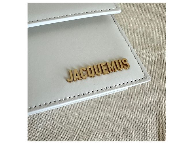 Borsa Jacquemus Le Bambino Long in Pelle Bianca Bianco D'oro - vista 4