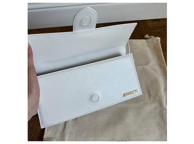 Borsa Jacquemus Le Bambino Long in Pelle Bianca Bianco D'oro - vista 5