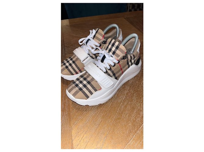 Sneakers Burberry New Regis Marrone Beige Cotone - vista 2