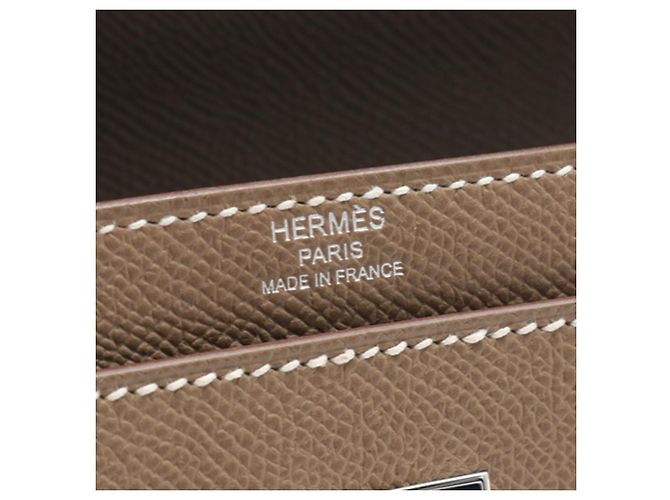 Hermès Kelly Depeches 36 in Epsom marrone Taupe - vista 4