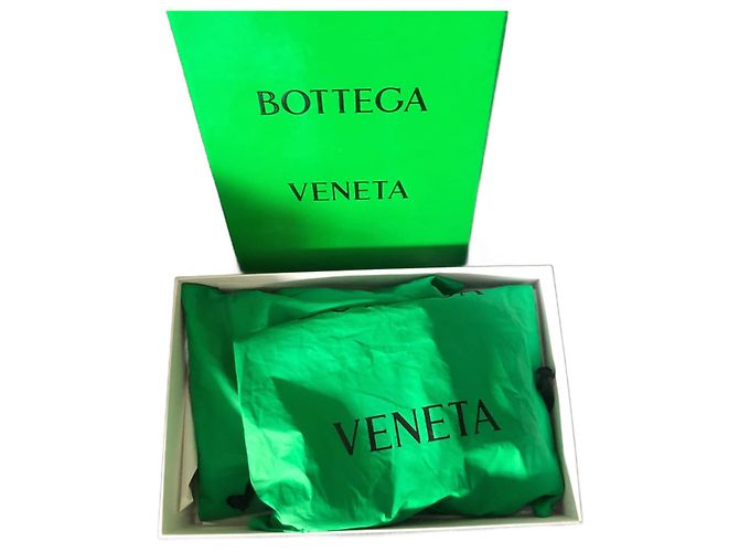 Stivaletti Bottega Veneta Neri in Gomma Nero - vista 2