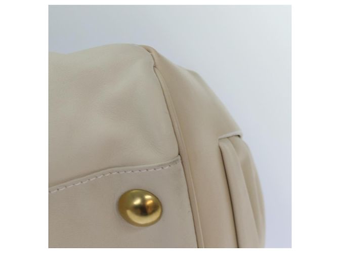 Borsa a spalla Gancini in pelle bianca e oro Auth 85534 di Salvatore Ferragamo Bianco D'oro - vista 17