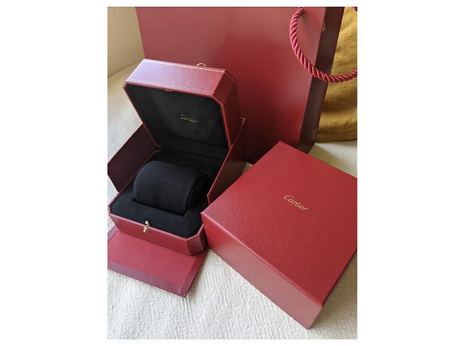 Bracciale bangle Cartier Love Trinity JUC con scatola foderata, carta e borsa. Rosso - vista 7