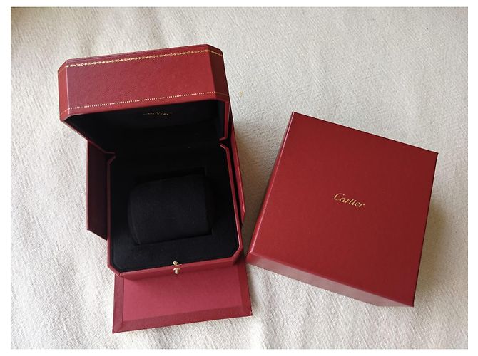 Bracciale bangle Cartier Love Trinity JUC con scatola foderata, carta e borsa. Rosso - vista 8