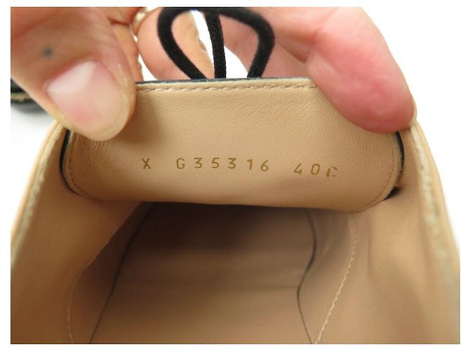 NOVE SCARPE CHANEL G35316 DERBY 40 IN PELLE BEIGE E LUCIDO NERO - vista 10