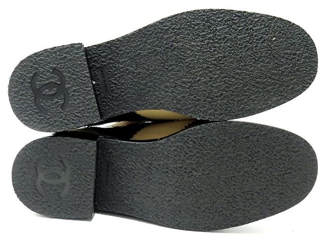 NOVE SCARPE CHANEL G35316 DERBY 40 IN PELLE BEIGE E LUCIDO NERO - vista 6