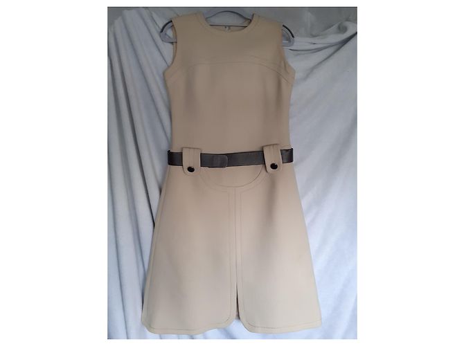 Vintage Wollkleid Beige mit Ledergürtel - vue 6