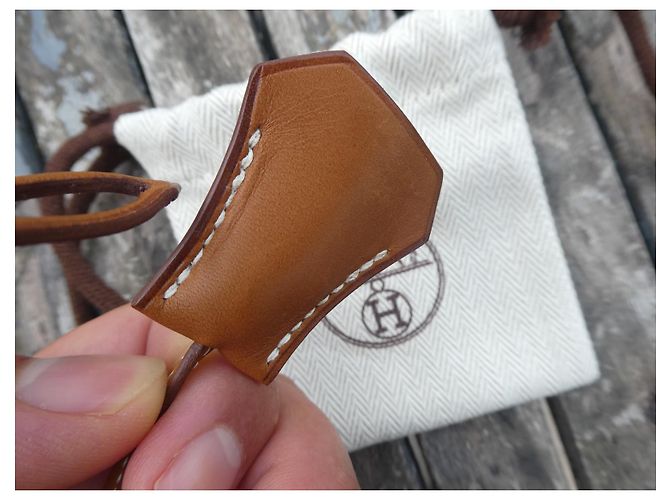 authentische neue Barénia-Leder-Glocke Hermès Kamel - Ansicht 5