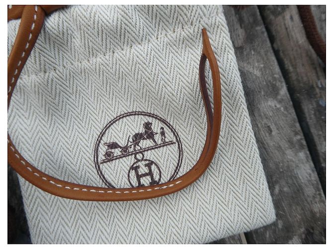 authentische neue Barénia-Leder-Glocke Hermès Kamel - Ansicht 6