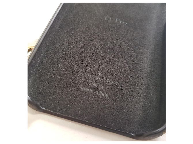 Custodia monogramma LOUIS VUITTON per iPhone 13 Pro Marrone Nero - vista 11
