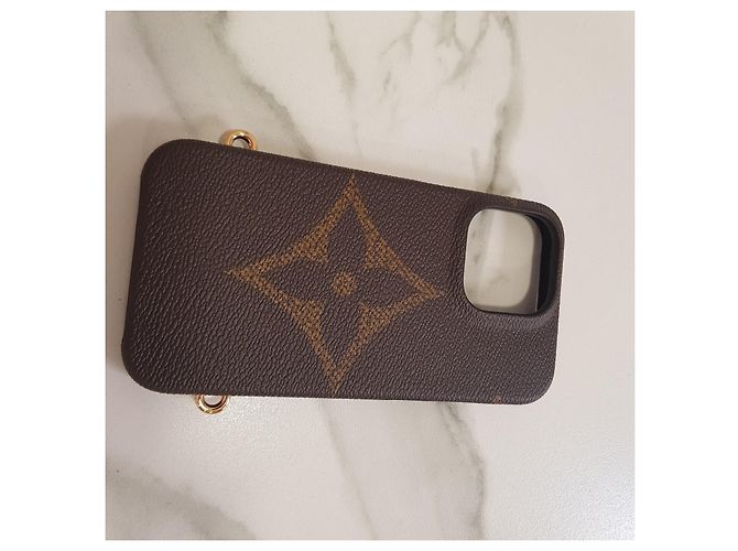 Custodia monogramma LOUIS VUITTON per iPhone 13 Pro Marrone Nero - vista 3