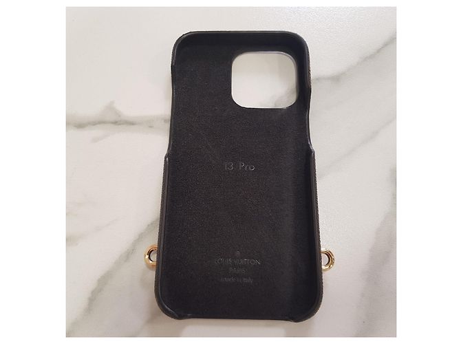 Custodia monogramma LOUIS VUITTON per iPhone 13 Pro Marrone Nero - vista 9