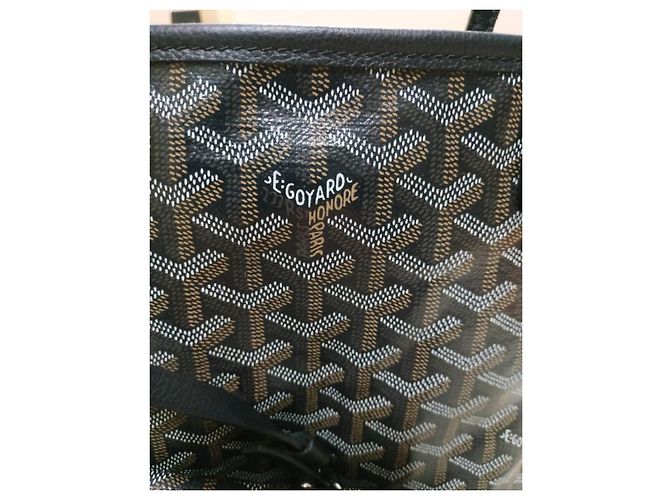 Artois Borsa a mano Goyard Anjou Mini Nera in Pelliccia Nero - vista 9