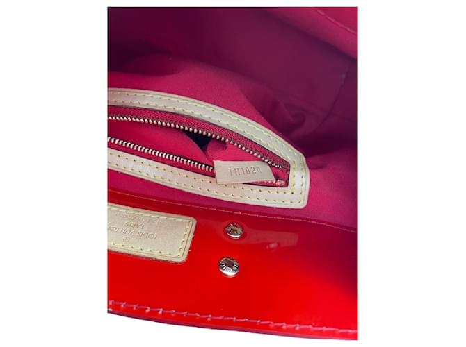 Louis Vuitton Reade PM Rosso - vista 10