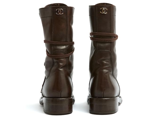 Botines Chanel EU39 CC Marrón Oscuro Patina Botas de Ejército UK6 US8.5 - vista 4