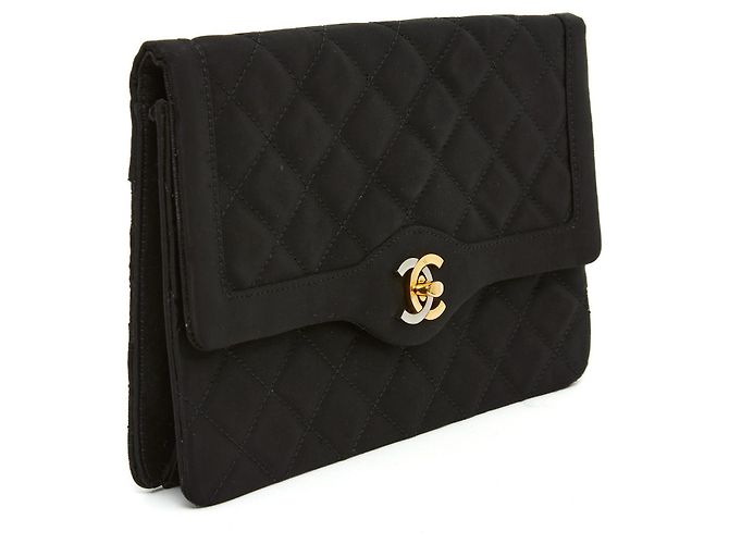 Chanel 1996 Borsa a Spalla Clutch Haute Couture in Satin Nero con 2 catene - vista 2
