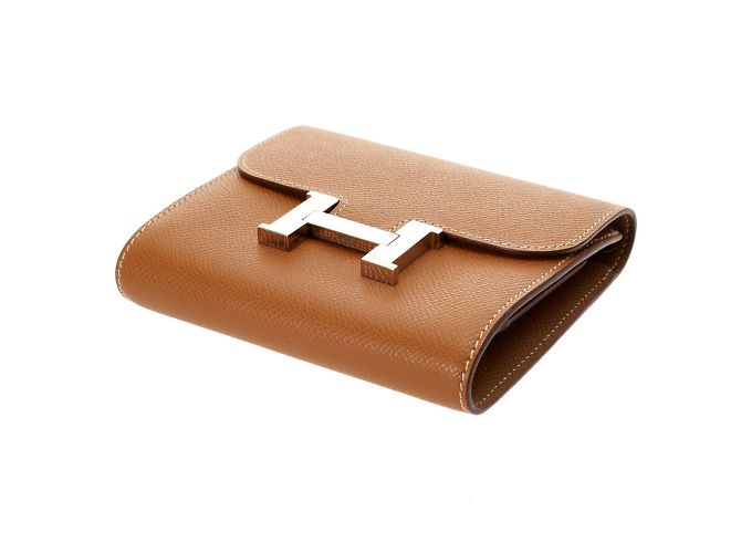 Billetera compacta con doblez Constance de Hermès Castaño - vista 4
