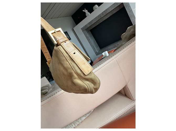 Borsa Fendi Baguette in camoscio beige - vista 10