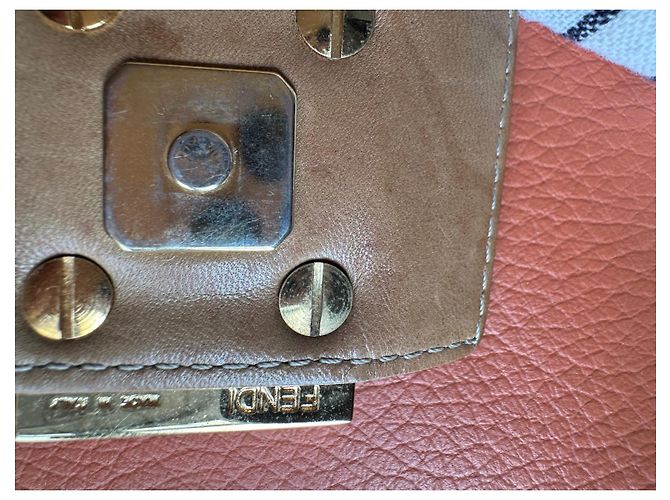 Borsa Fendi Baguette in camoscio beige - vista 15