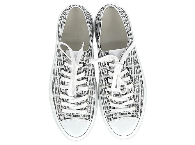 Givenchy  City 4G-Monogram Low-Top Sneakers in Black and White Leather - view 3