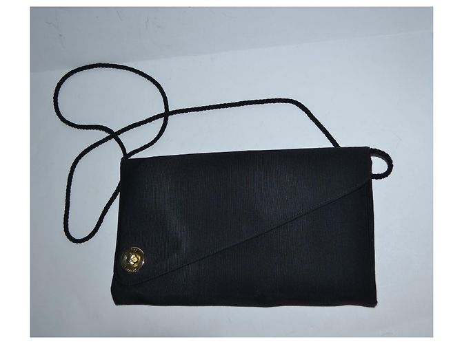 Guy Laroche shoulder strap - view 3