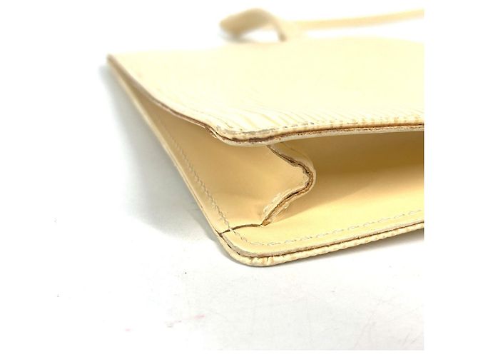 Belt Bag Epi Rochelle Louis Vuitton Giallo - vista 4