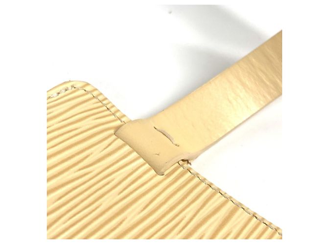 Belt Bag Epi Rochelle Louis Vuitton Giallo - vista 7