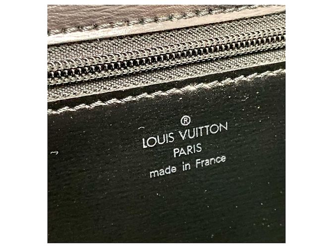 Borsa Clutch Pochette Arche Epi Louis Vuitton Nero - vista 10