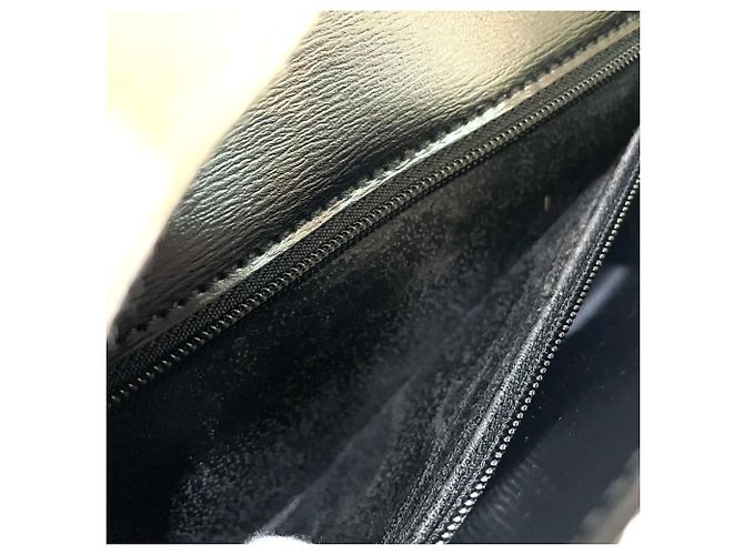 Borsa Clutch Pochette Arche Epi Louis Vuitton Nero - vista 9