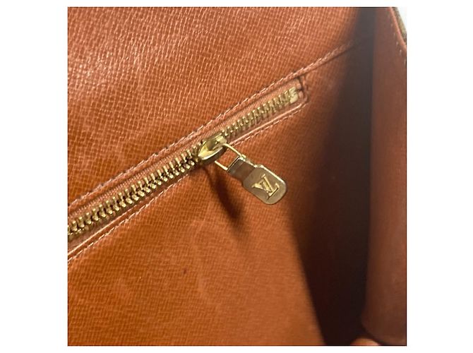Pochette Dame GM Monogramma Louis Vuitton Marrone - vista 11