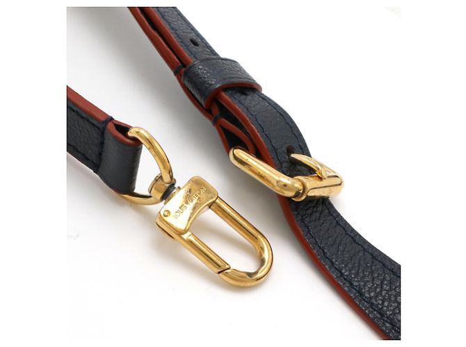 Borsa Pochette Metis MM in Monogram Empreinte Louis Vuitton Rosso - vista 5