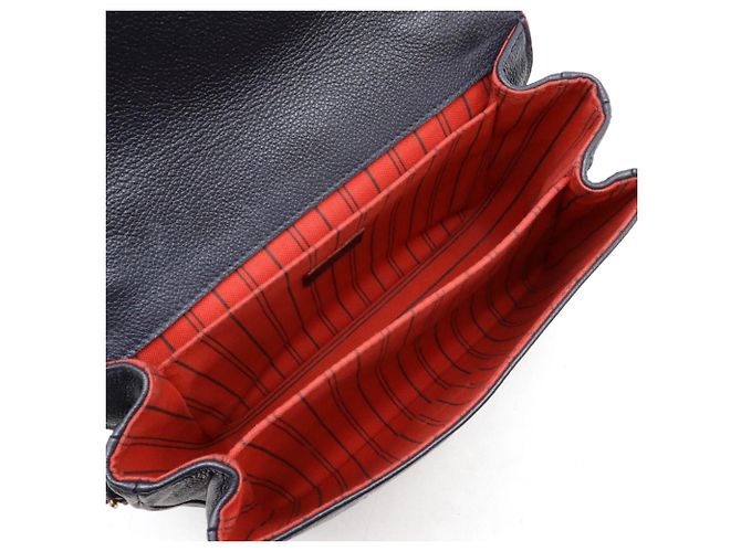 Borsa Pochette Metis MM in Monogram Empreinte Louis Vuitton Rosso - vista 7