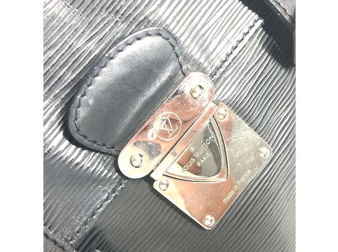 Borsa Tote Louis Vuitton Epi Segur MM Nero - vista 8