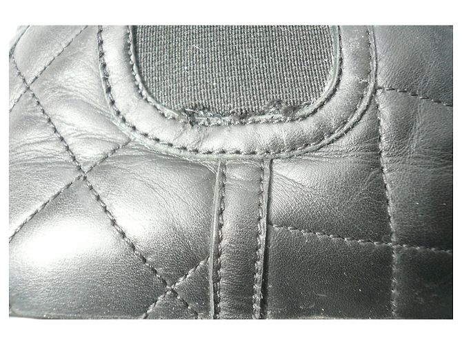 CHANEL Black quilted leather boots size 38 GOOD CONDITION - view 9