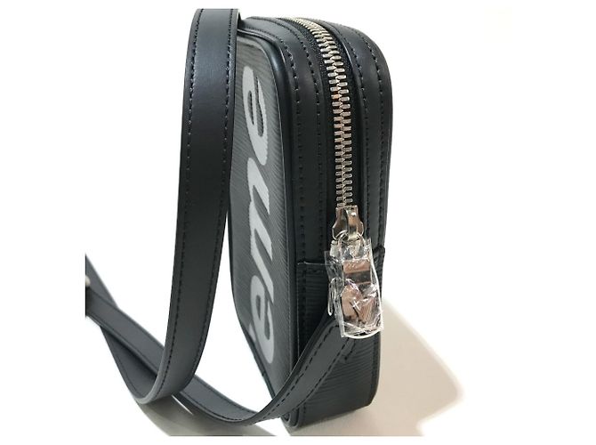 Borsa a spalla Pochette Danube PPM in pelle Epi Louis Vuitton Nero - vista 2