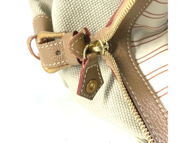 Borsa a spalla PM Antigua di Louis Vuitton Beige - vista 13