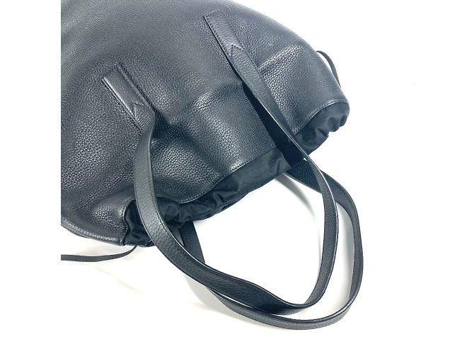 Borsa a mano LV Circle Cabalite M55000 di Louis Vuitton Nero - vista 8