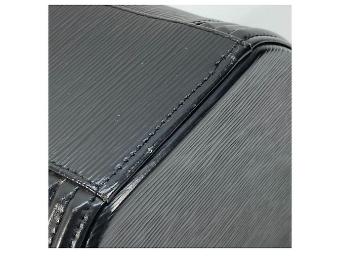 Borsa Vanity Cannes GM Epi Louis Vuitton Nero - vista 11