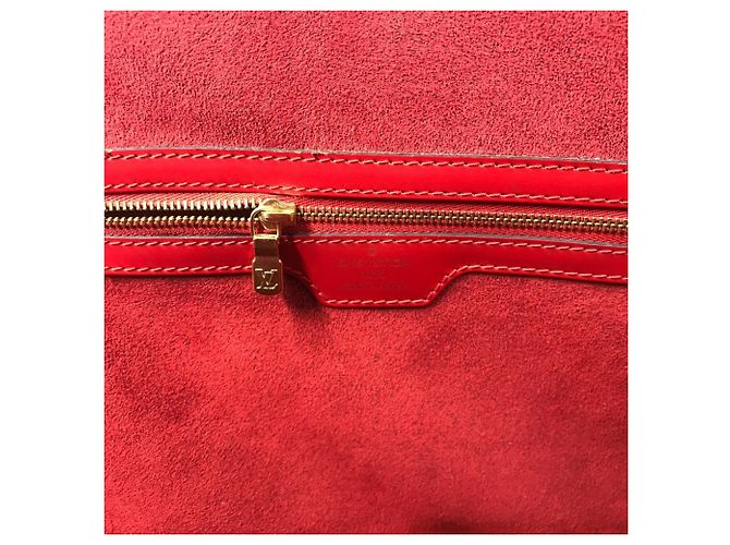 Borsa a spalla in pelle Epi Louis Vuitton Rosso - vista 10