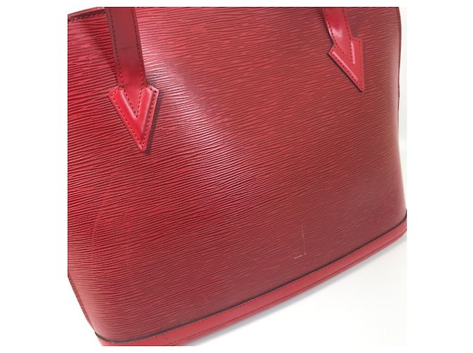 Borsa a spalla in pelle Epi Louis Vuitton Rosso - vista 6