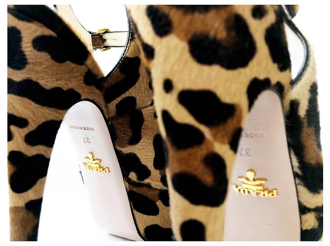 Décolleté aperti Prada in pony hair con stampa leopardata beige, marrone e nera. - vista 11