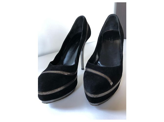 Pumps a piattaforma in suede nero con dettaglio zip GUCCI - vista 2