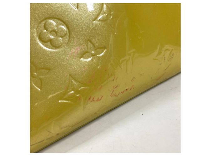 Borsa Tote Louis Vuitton Monogram Vernis Wilshire PM Giallo - vista 8