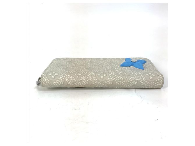Louis Vuitton Taurillon Leather Long Wallet White - view 2