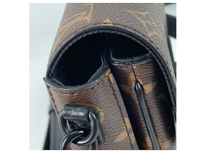 Pochette verticale indossabile S-Lock Monogram Louis Vuitton Marrone - vista 8
