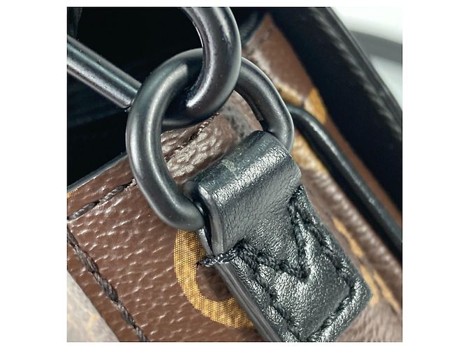 Pochette verticale indossabile S-Lock Monogram Louis Vuitton Marrone - vista 9